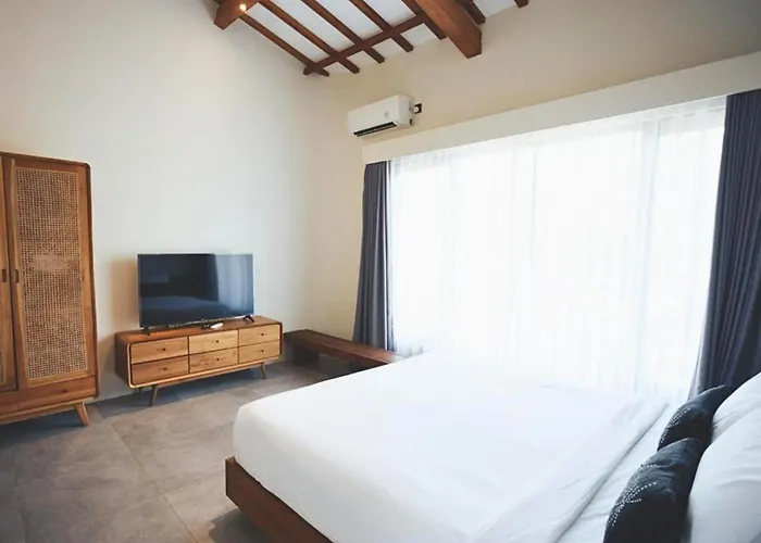Khaya - 2br With Pool Walk To Villa