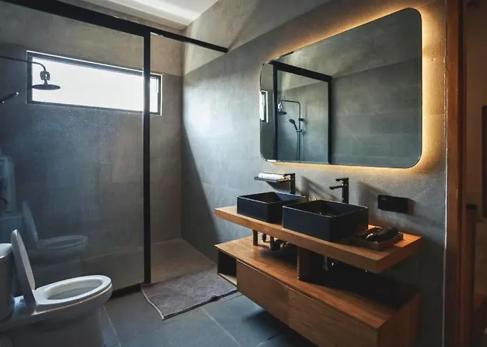 Khaya - 2br With Pool Walk To Villa